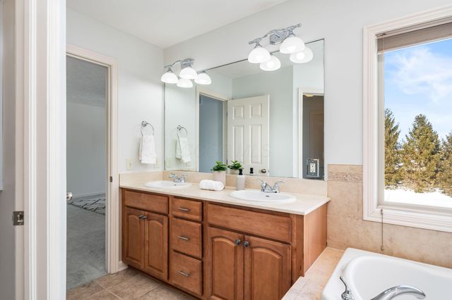 5964 Baronscourt Way, Dublin, OH 43016