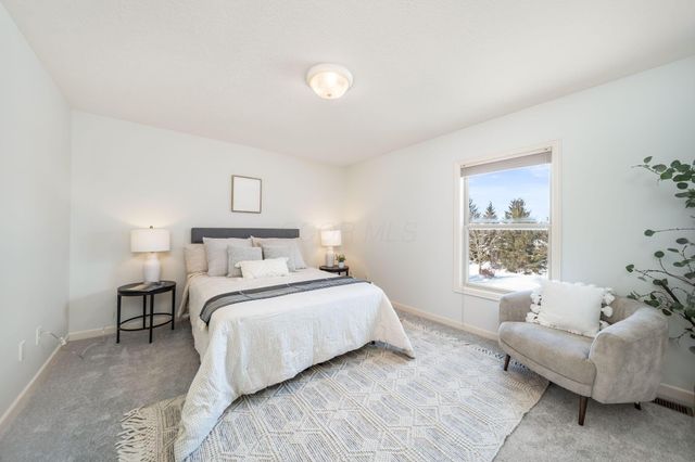 5964 Baronscourt Way, Dublin, OH 43016