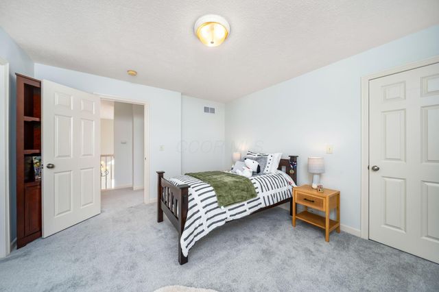 5964 Baronscourt Way, Dublin, OH 43016