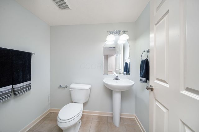 5964 Baronscourt Way, Dublin, OH 43016