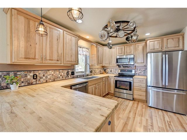 9473 Ranch Rd, Hartsel, CO 80449