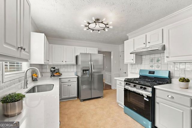 2121 Little River Drive, Suwanee, GA 30024
