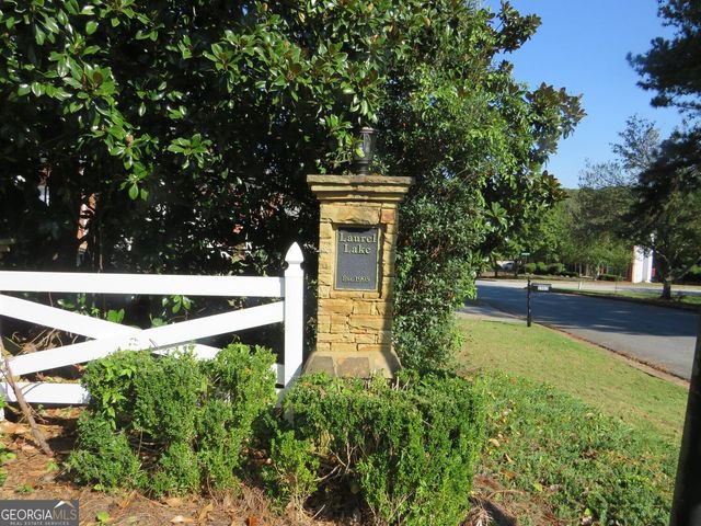2121 Little River Drive, Suwanee, GA 30024