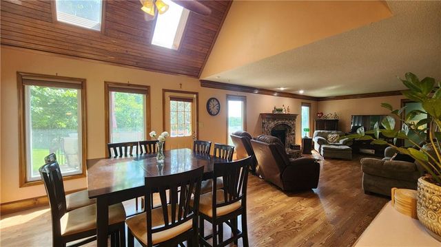 3305 S Sioux Court, Independence, MO 64057