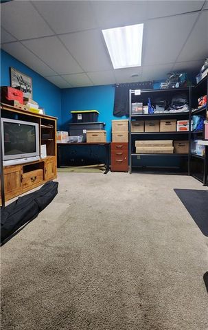 3305 S Sioux Court, Independence, MO 64057