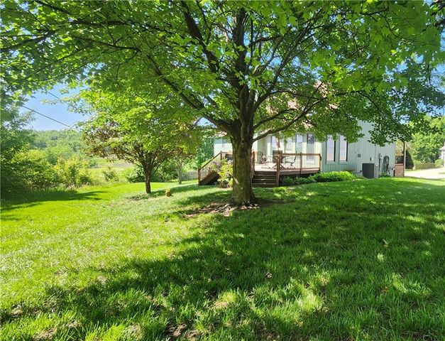 3305 S Sioux Court, Independence, MO 64057