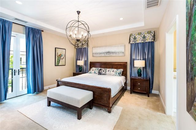 64 Thornapple, Irvine, CA 92620