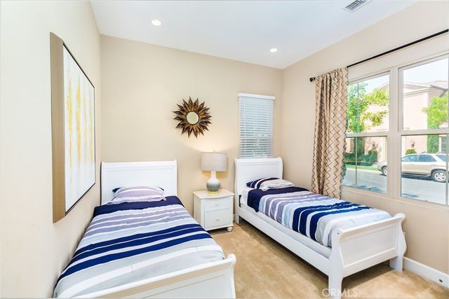 64 Thornapple, Irvine, CA 92620