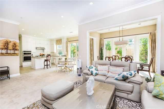 64 Thornapple, Irvine, CA 92620
