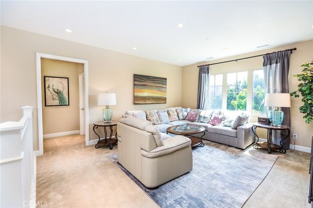 64 Thornapple, Irvine, CA 92620