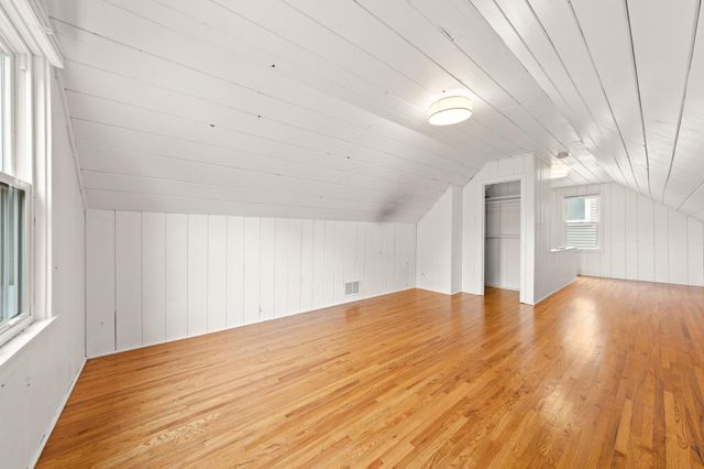 2729 Hampshire Avenue S, Saint Louis Park, MN 55426