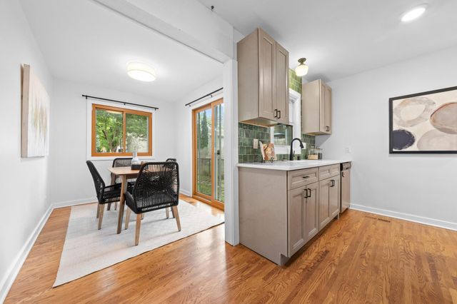 2729 Hampshire Avenue S, Saint Louis Park, MN 55426