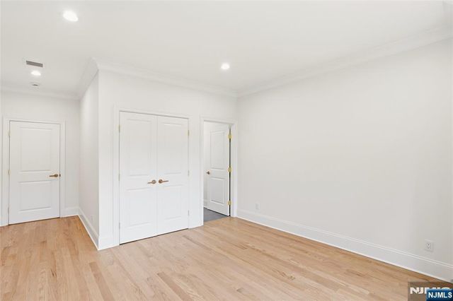 62 Wynnewood Road, Livingston, NJ 07039