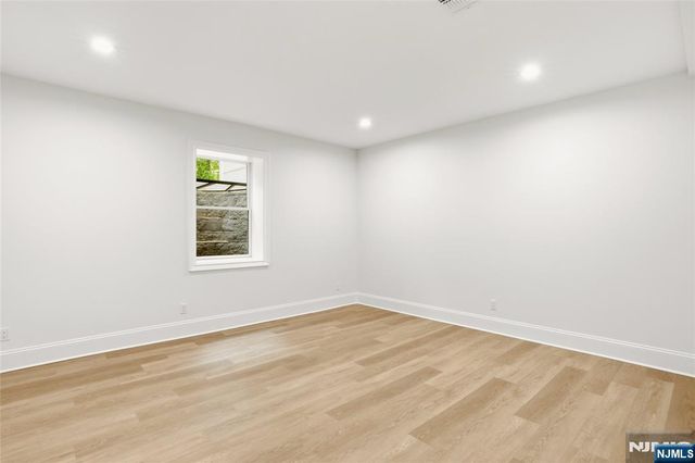 62 Wynnewood Road, Livingston, NJ 07039