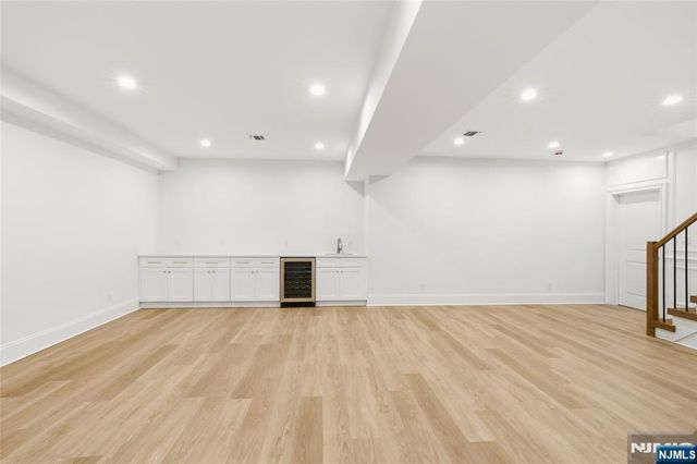 62 Wynnewood Road, Livingston, NJ 07039