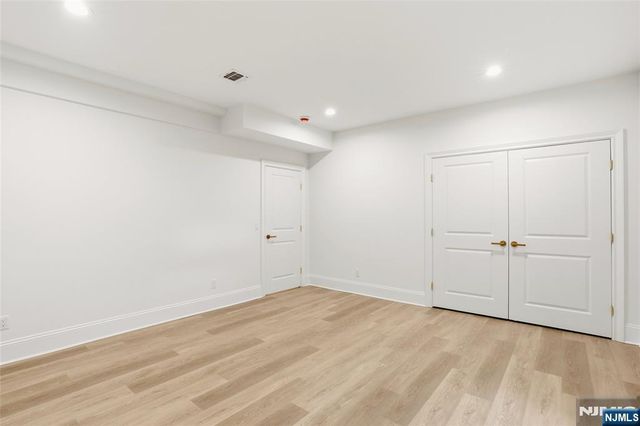 62 Wynnewood Road, Livingston, NJ 07039