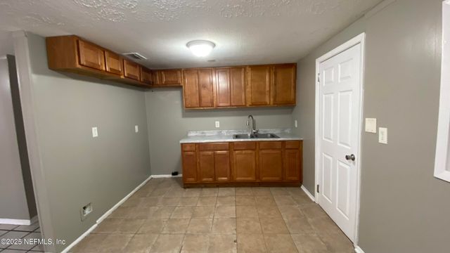 1244 W 27TH Street, Jacksonville, FL 32209