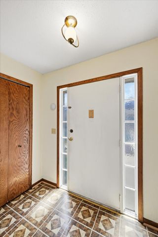 6081 Paris Avenue N B2, Stillwater, MN 55082