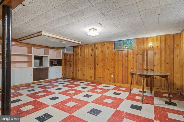 1405 NAAMANS RD, Wilmington, DE 19810
