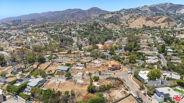 848 Las Lomas Avenue, Los Angeles, CA 90272