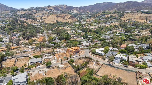 848 Las Lomas Avenue, Los Angeles, CA 90272