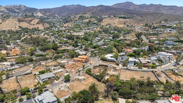 848 Las Lomas Avenue, Los Angeles, CA 90272