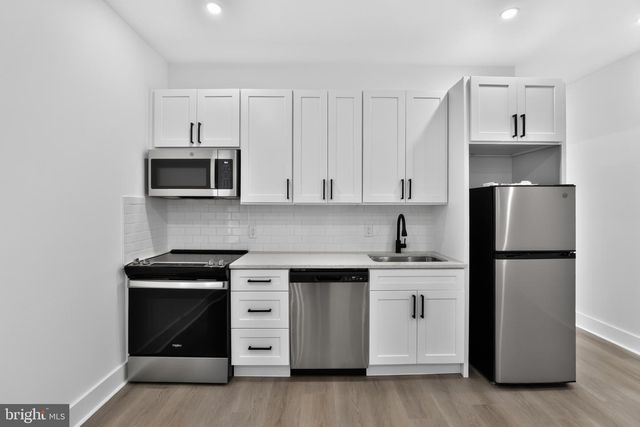 4825 OLD YORK RD, Philadelphia, PA 19141