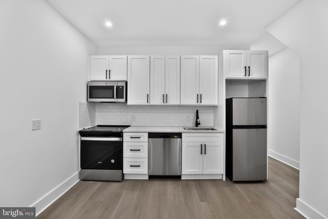4825 OLD YORK RD, Philadelphia, PA 19141