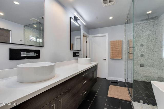 3914 N 87TH Street, Scottsdale, AZ 85251