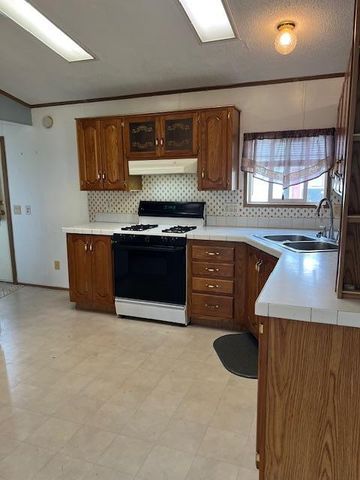 1231 Deerfield Drive, Maplewood, MN 55119