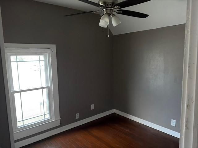 502 S Mechanic Street, El Campo, TX 77437