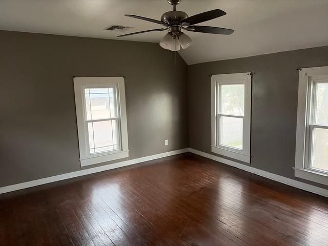 502 S Mechanic Street, El Campo, TX 77437