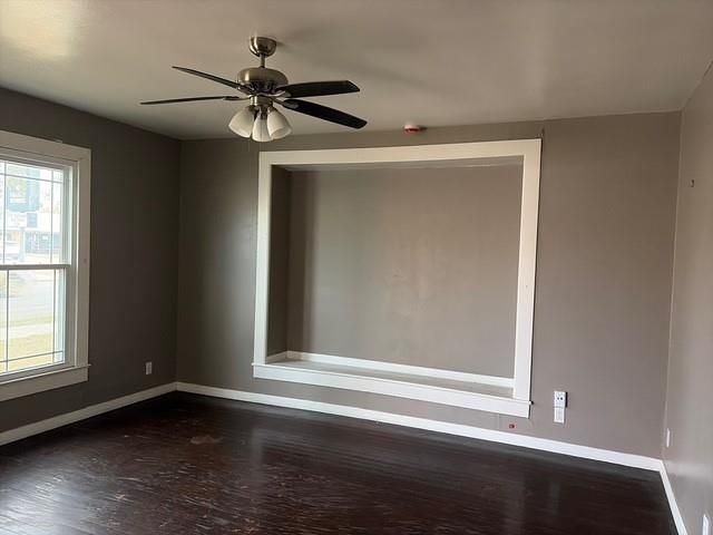 502 S Mechanic Street, El Campo, TX 77437