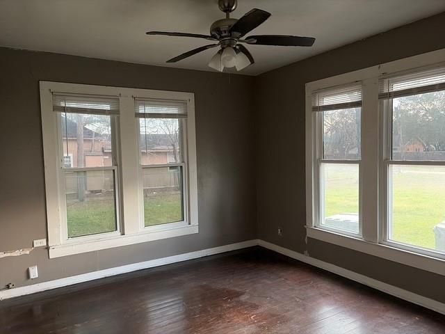 502 S Mechanic Street, El Campo, TX 77437