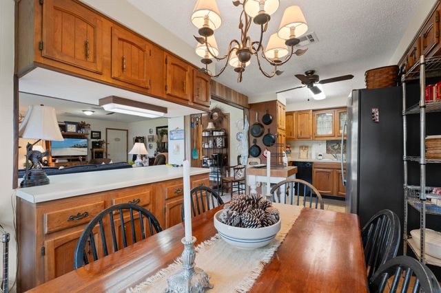 1421 Maple Drive, Grove, OK 74344