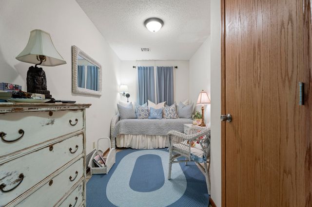 1421 Maple Drive, Grove, OK 74344