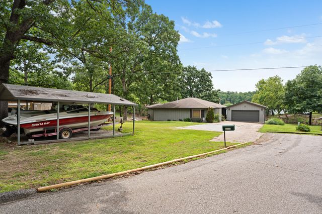 1421 Maple Drive, Grove, OK 74344