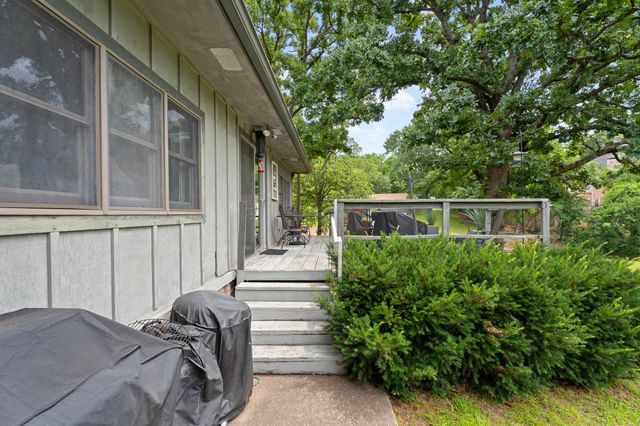 1421 Maple Drive, Grove, OK 74344