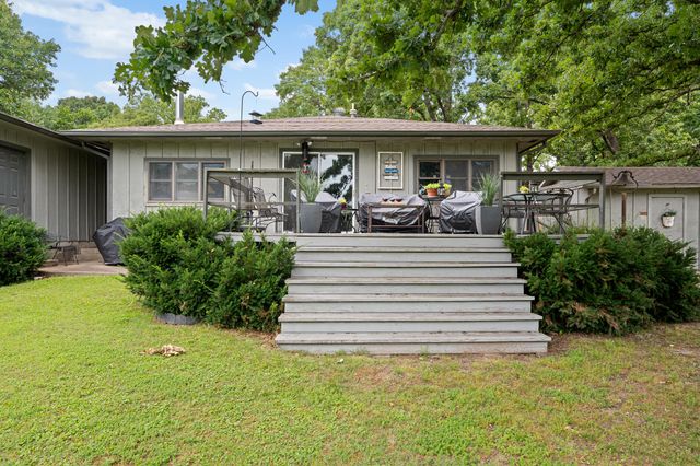 1421 Maple Drive, Grove, OK 74344