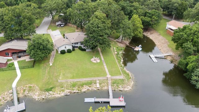 1421 Maple Drive, Grove, OK 74344