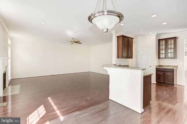 3795 LOUISE AVE, Chantilly, VA 20151