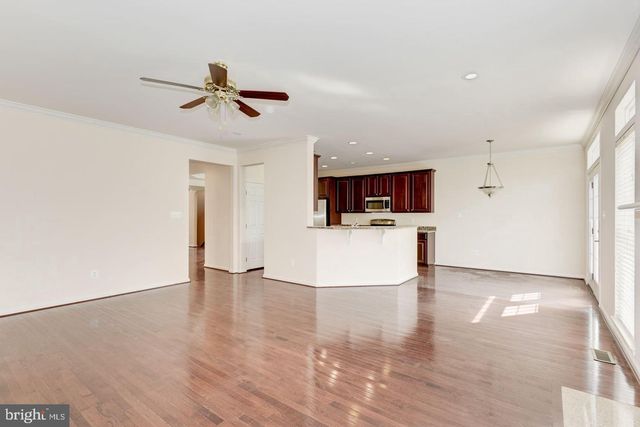 3795 LOUISE AVE, Chantilly, VA 20151