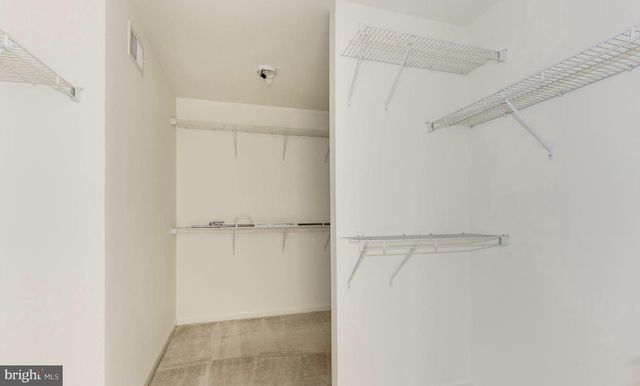3795 LOUISE AVE, Chantilly, VA 20151