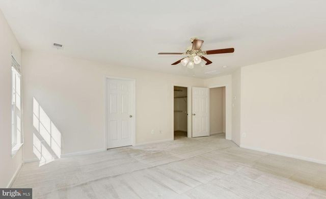 3795 LOUISE AVE, Chantilly, VA 20151