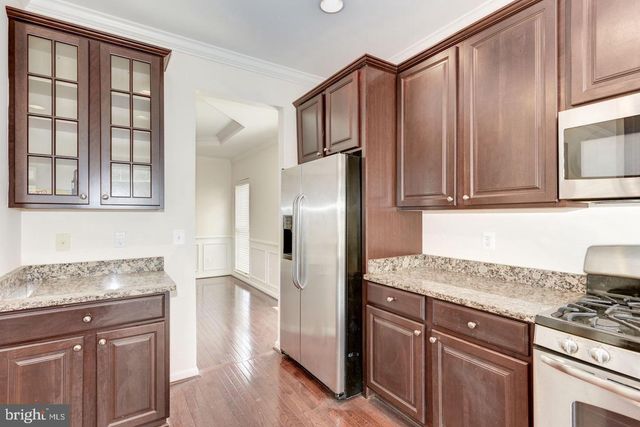3795 LOUISE AVE, Chantilly, VA 20151