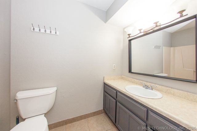 8923 N 119th East Avenue, Owasso, OK 74055