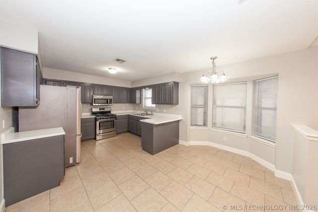 8923 N 119th East Avenue, Owasso, OK 74055