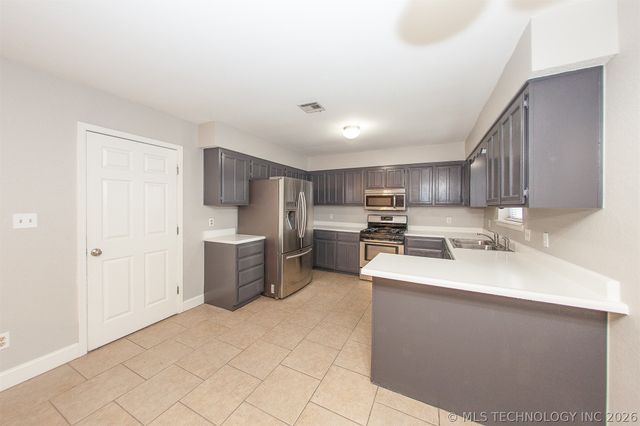 8923 N 119th East Avenue, Owasso, OK 74055