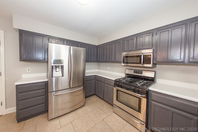 8923 N 119th East Avenue, Owasso, OK 74055