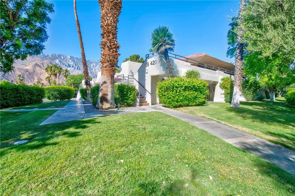 420 N Villa Court 211, Palm Springs, CA 92262